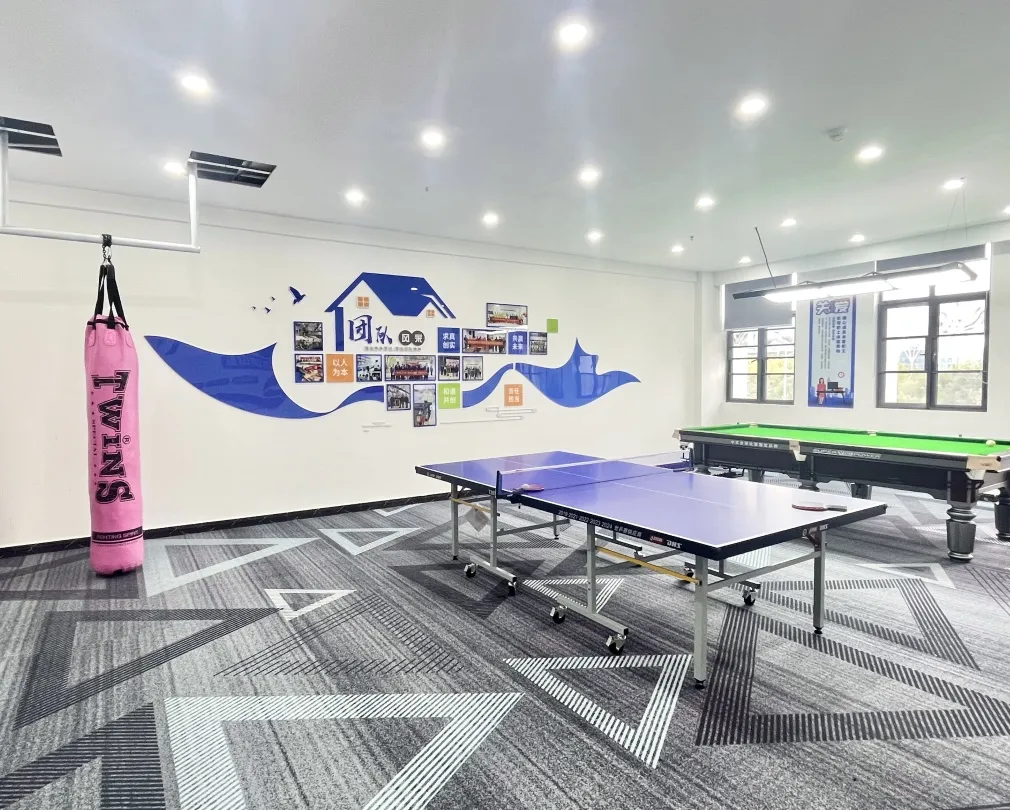 02e96ca0-a7d2-4ff4-b242-6ee6e763ff51