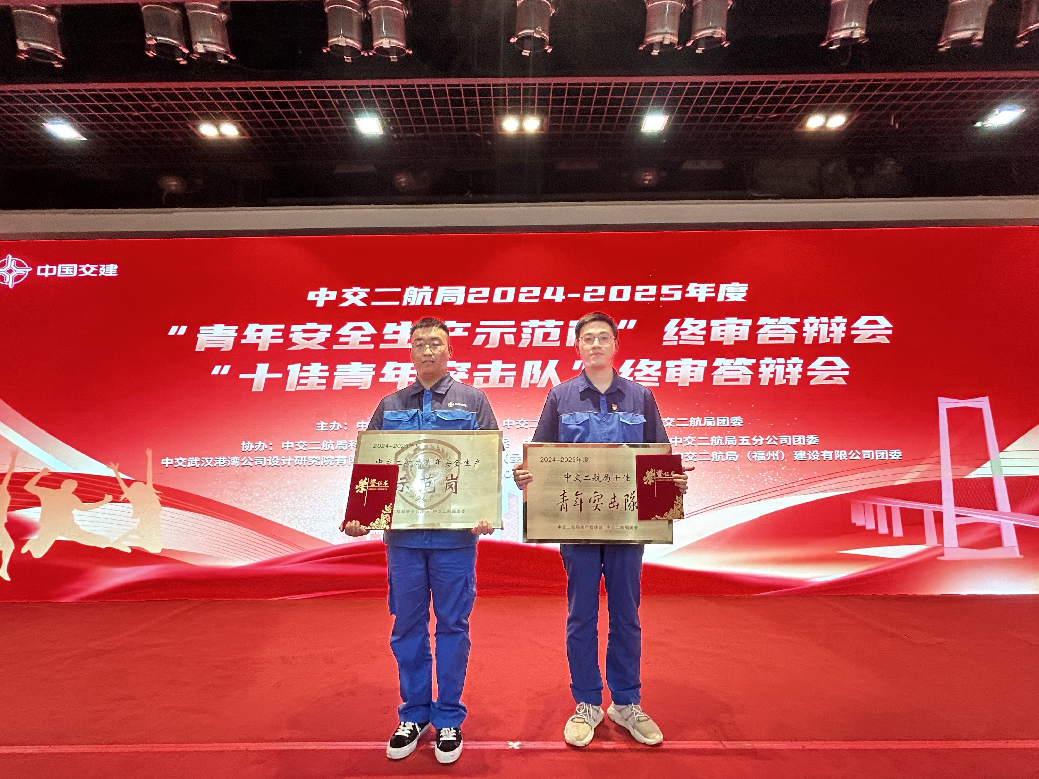 7559976299578033829(1)