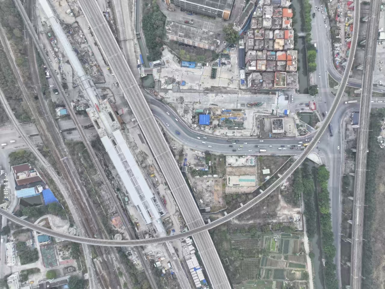 1761873883923 e672086052ea3191fc0516fe673d69fa