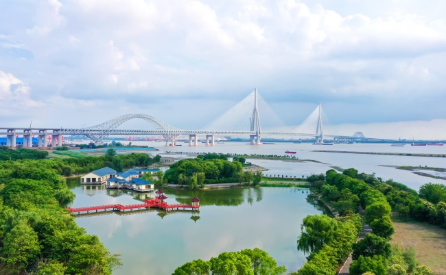 常泰长江大桥图片素材(赵振宇摄)2